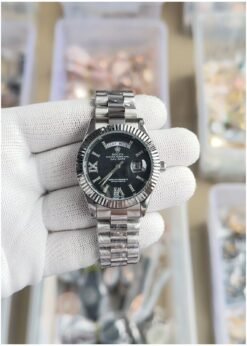 Role_x Oyster perpetual Day Date 40 Battery - J1625