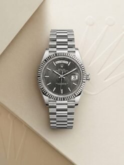 Rolee_x Oyster Perpetual Day Date 40 Battery