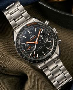 Omegg_a Speedmaster Racing Co-Axial Master Chronometer Chronograph