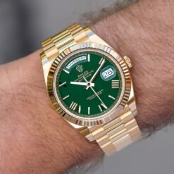 Rolee_x Oyster Perpetual Day Date 40 Battery Gold-Green